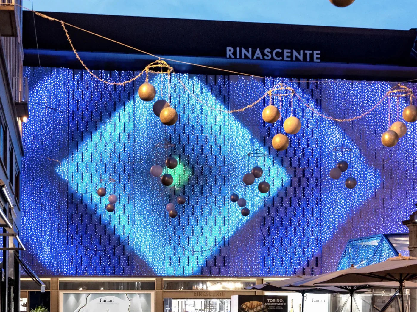 5 things to keep in mind when selecting commercial lighting